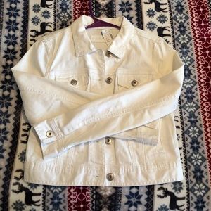 White Jean jacket 5 for $25‼️